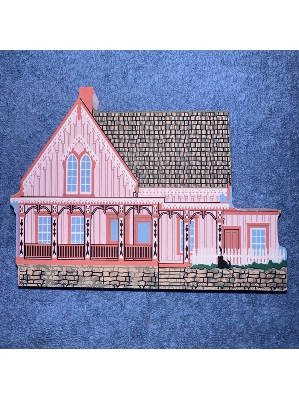 Preowned Vintage 1999 The Cat’s Meow Victorian Homes series Lace House Colorado